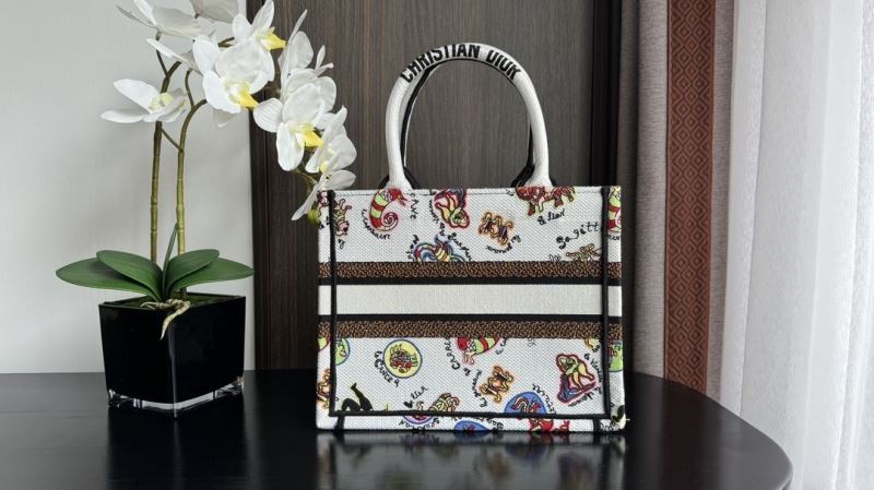 Dior Shopping Bags